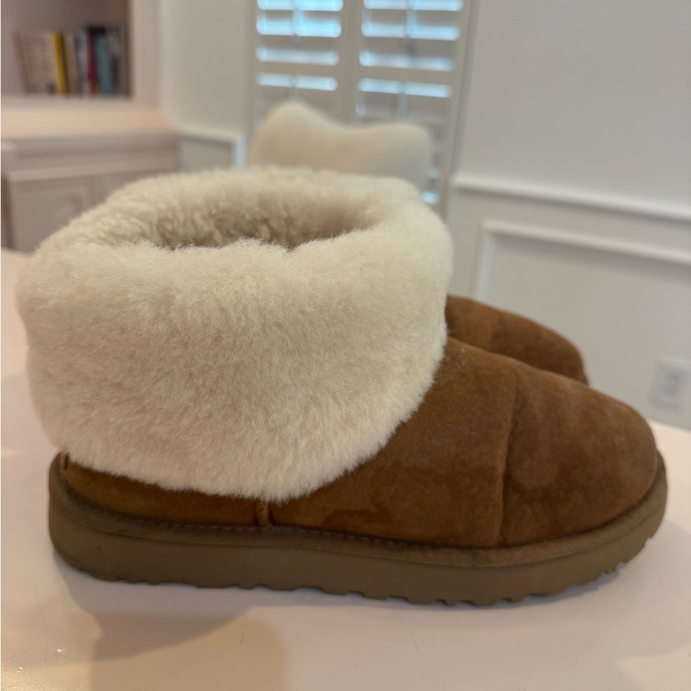 UGG tan mini fluff US 8 - Picture 4 of 9